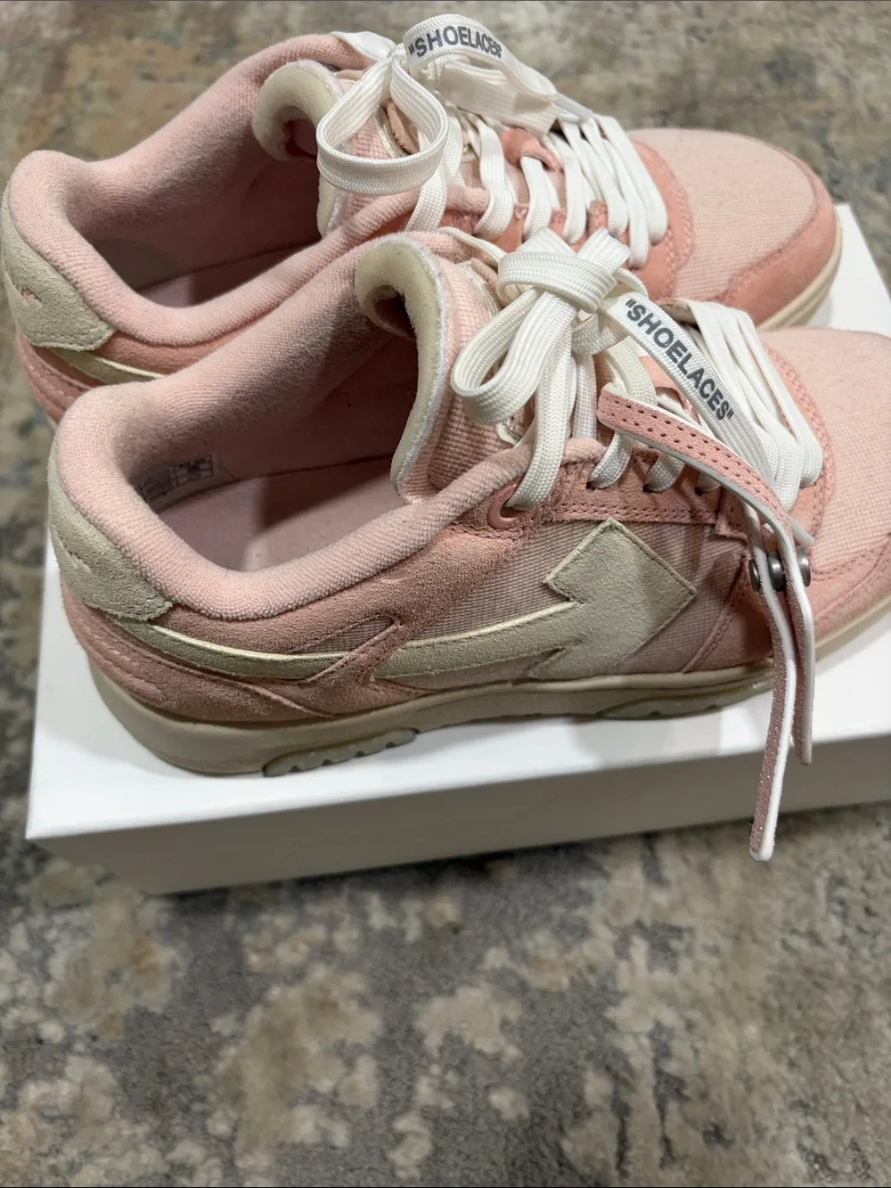 Off-White out of office Pink and Cream Suede sneakers - Picture 3 of 7